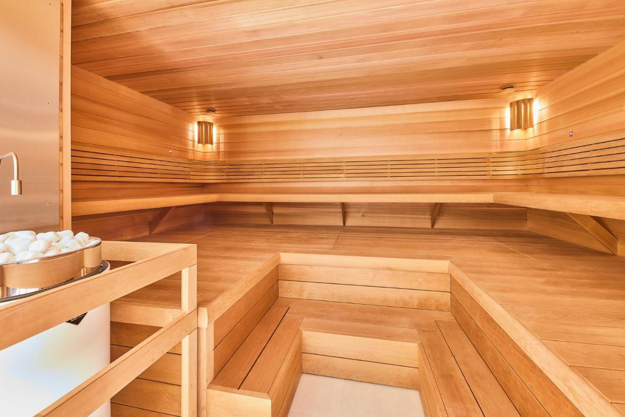 Lua Resort - Adults Only Balatonfüred Extérieur photo A modern Finnish sauna