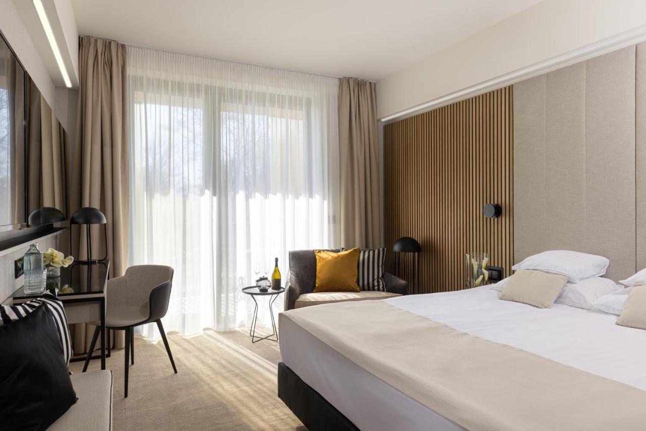 Lua Resort - Adults Only Balatonfüred Extérieur photo Deluxe room